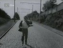 Zbr z filmu Chlap jako hora (1960) - Peterka b z Bohdaleckho kopceza trolejbusem k Edenu. 