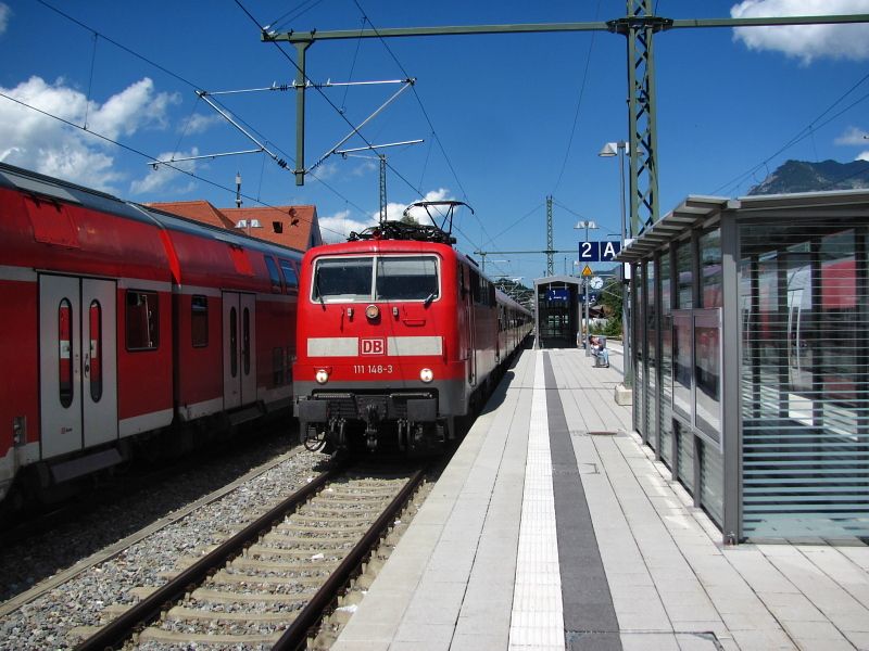 Vlak DB z Mnichova pijd do st. Mittenwald, bude nsledovat pestup na vlak BB do Innsbrucku