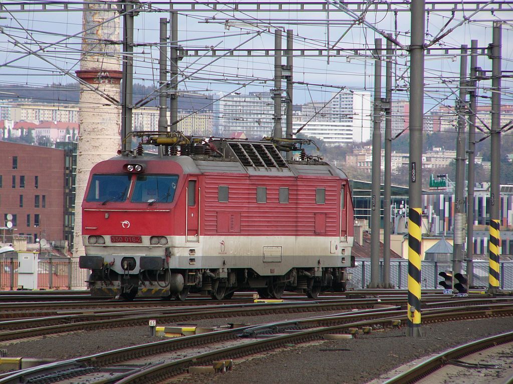 350 016 Praha-hlavn (7. 11. 2013)