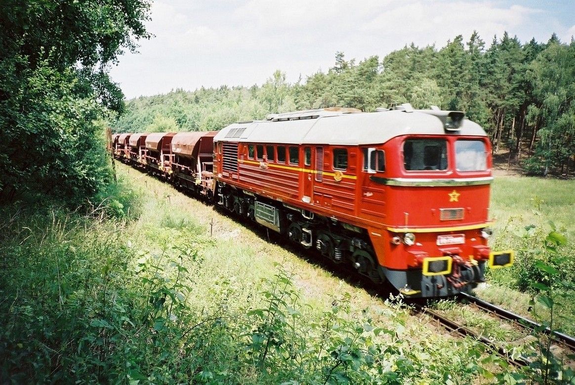 T 679.1600 ve zvl. nkv z Chomutova do Lun se bl ke Krup 28.6.2003