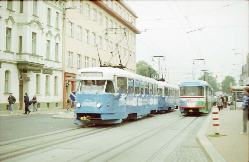 26.08.1998 - Liberec ndr. D Tram. T2R ev.. 24 + 25, 26 + 27