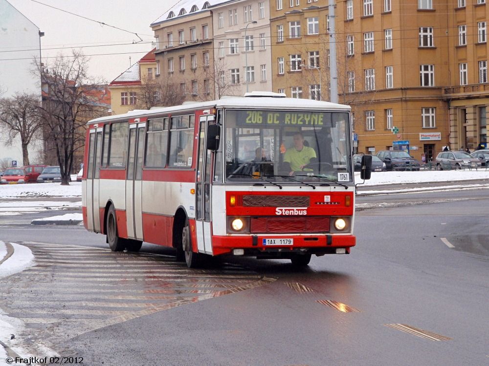 Karosa B 732 - 1AX 1179, Praha 6 - Vtzn nmst, 14.02.2012 - 15:11