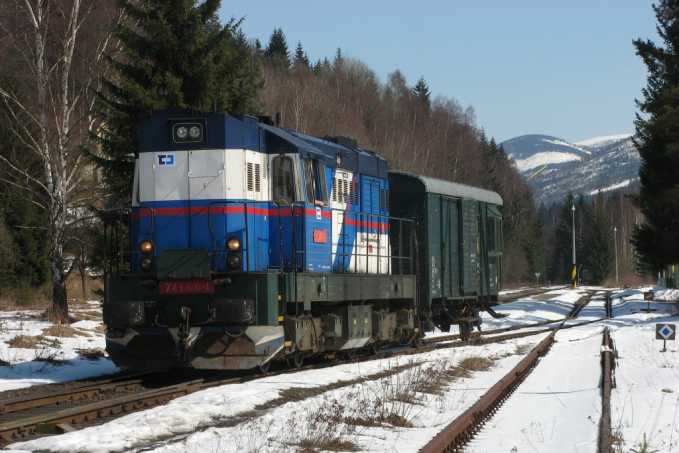 Nkladn vlak odjd z Koenova