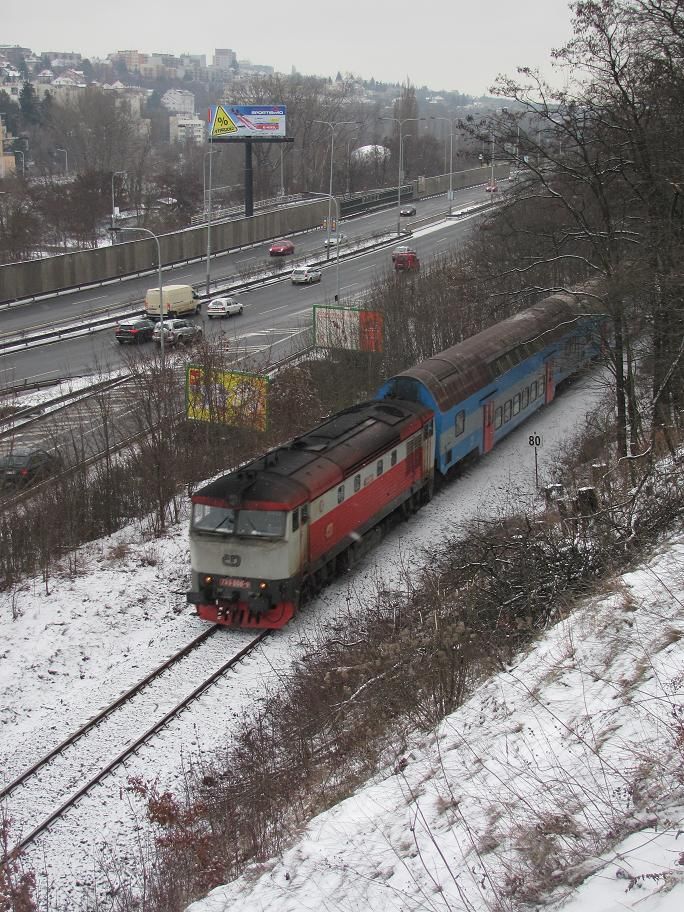 749 008 na ele os 9057 - Praha Brank - 22.1.2011.
