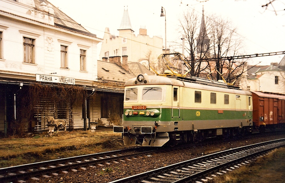 123.001 , 25.2.1994 , Praha-Vyehrad , Pn 65740