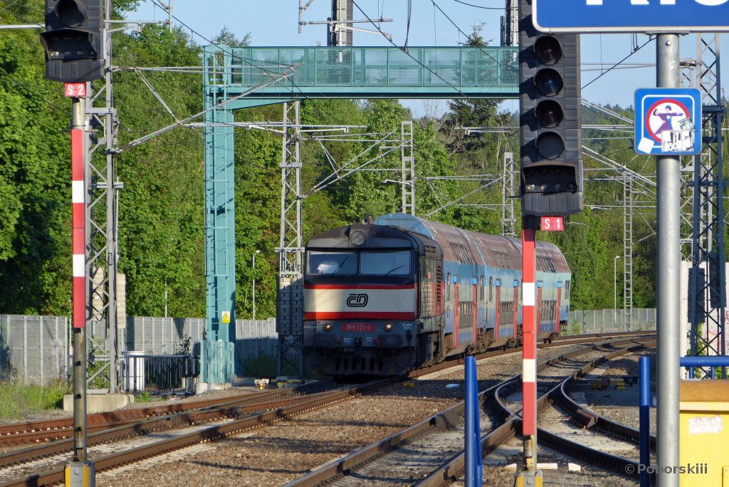 Sp 1832: 749.121 + 3*Bmto, any, 8.5.2012
