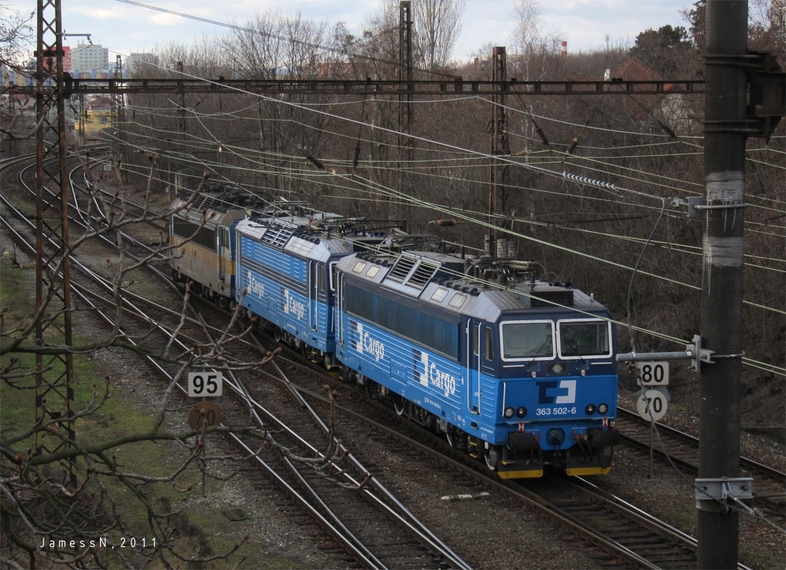 DC363.502+504+vlakov 058, St.2 Praha-Hostiva