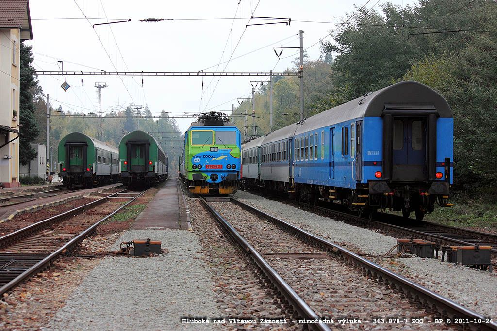 4 koleje  4 vlaky - hadanka - kudy objede eso 363.078-7?