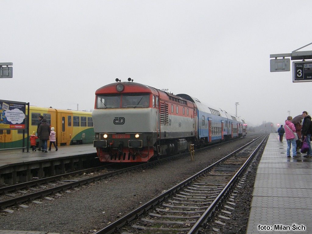 749-006 s R 1144 po pjezdu do Turnova 1.1.2012