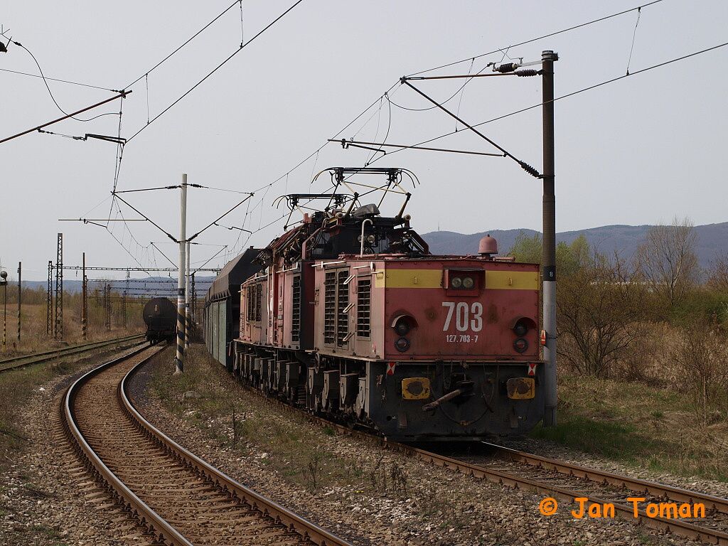 127.701 v dopravn D1 s loenmi Talboty do elektrrny, 11.4.2011
