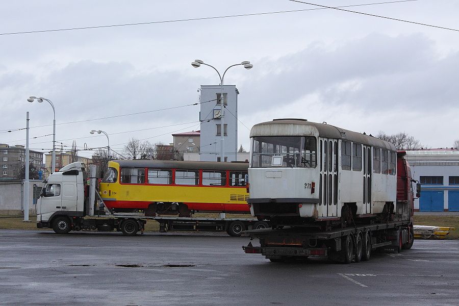 Odvoz mosteckch tramvaj T3 ev.. 224 a 271