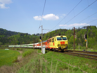 151 014-8 dne 28. 4. 07 v Bezprv