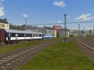 Nkladn vlak spolenosti ZSSK Cargo projd adcou