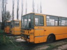 Odstaven vozy 466, 467 a 469 v garch DPmL (5/2001)
