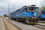 750 338-6 ve dvojeti s 750 235-4