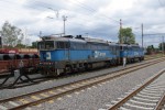 750 235-4 ve dvojeti s 750 338-6