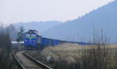 Nowa Ruda Slupiec : ST44-122 na psotku nkladnho vlaku do Scinawky Srednie, vpedu ST44-1223