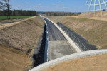 asfaltov ochrana zemn pln za tunelovm mostem
