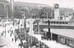 Oteven stanice Nordbahnhof 27.7.1936 a exotick vlajky pi pleitosti Olympijskch her