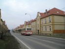 B952E 5S9 8230 projd Plzeskou ulic v Krlov Dvoe, kterou lemuje typick zstavba ink.