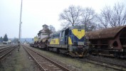 Vlak 742 534-1 TSS s plo.vozy v Kaznjov 28.2.2016