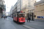 Historick tramvaj v evropsk sti.