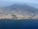 Pedmst Neapole se sopkou Vesuv z letadla 24.6.2017