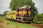 742402 odtahuje 814209+014+814210 po nehod ve Vnorovech 18.7.09