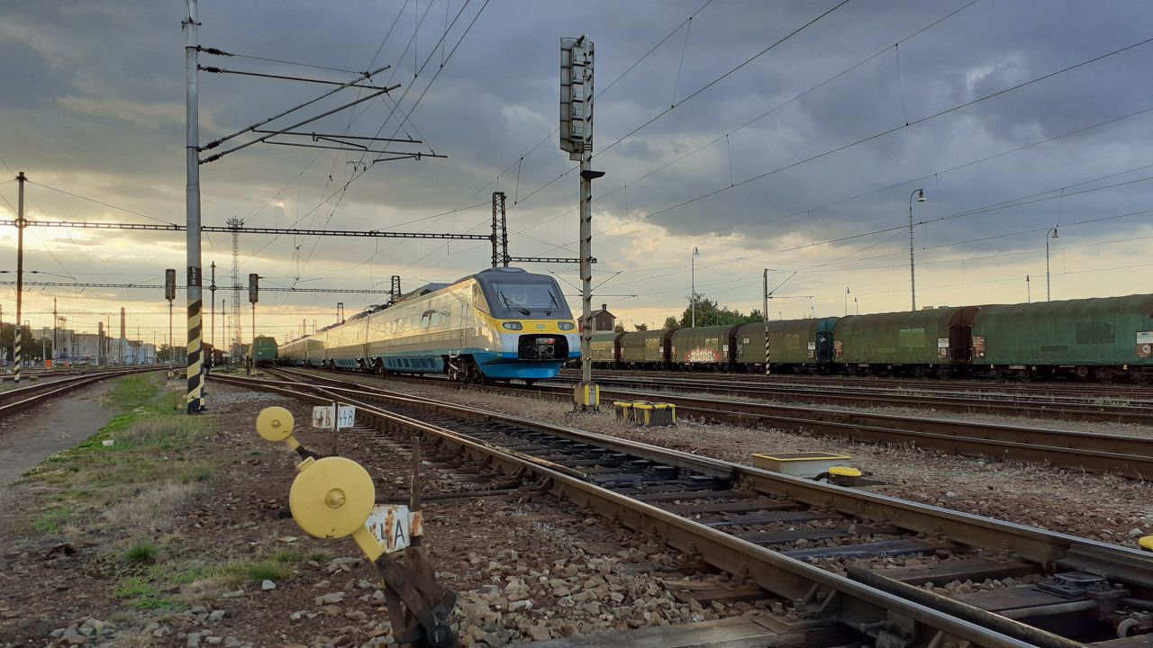 Odstaven pendolino v Pardubicch 15. 7. 2020