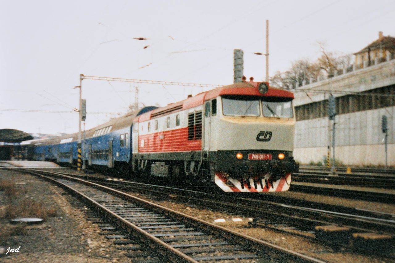 749 011 97/98