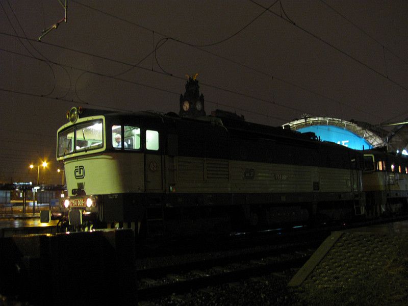 754.008+754.045, Praha hl.n., 9.1.2012