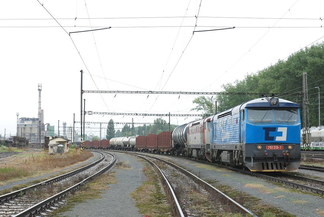 T 478 1219 + T 478 1223_-_15.09.2010-_-D esk Budjovice - st.Beroun_Pn 67 581.