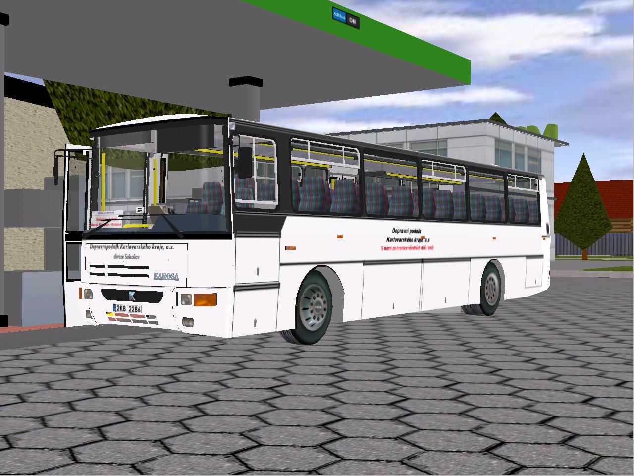 Karosa C 935E.1036 2K8 2286 tankuje ped linkou