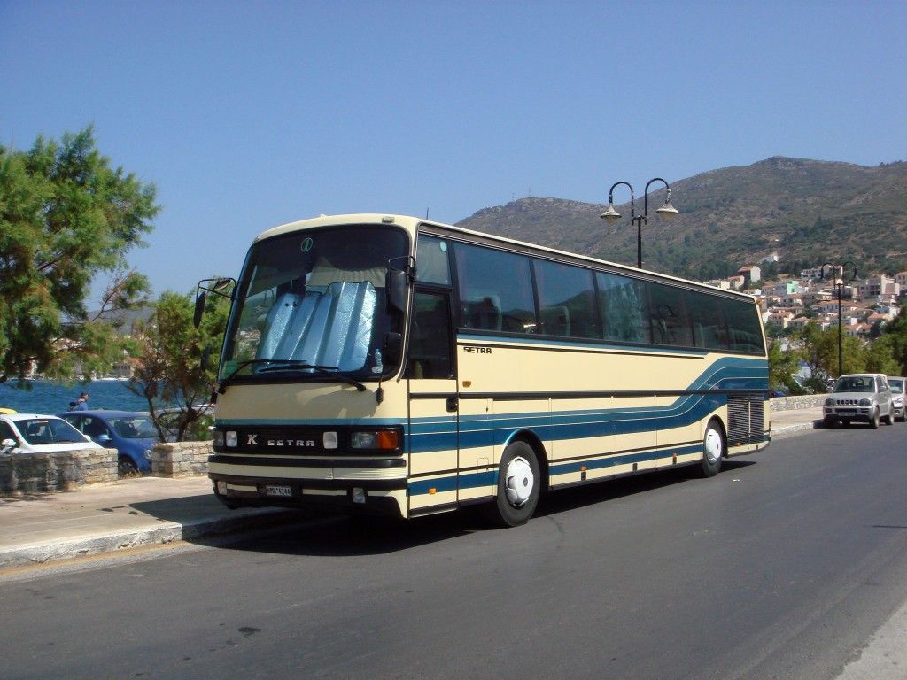 Setra S 215 HD