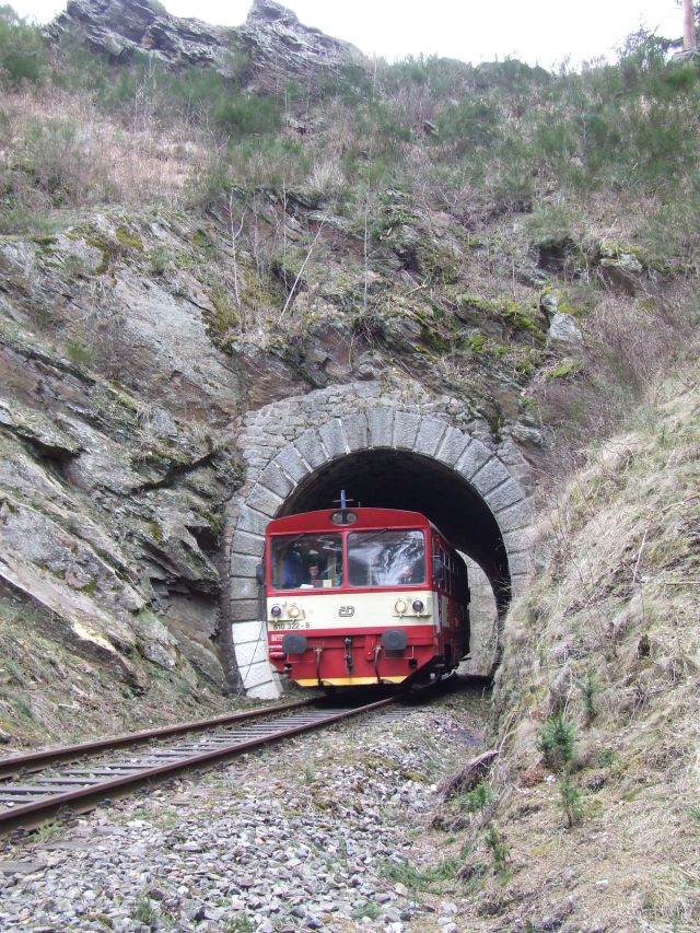 810.322 MOs 16708 a nejkrat tunel z nejkratch