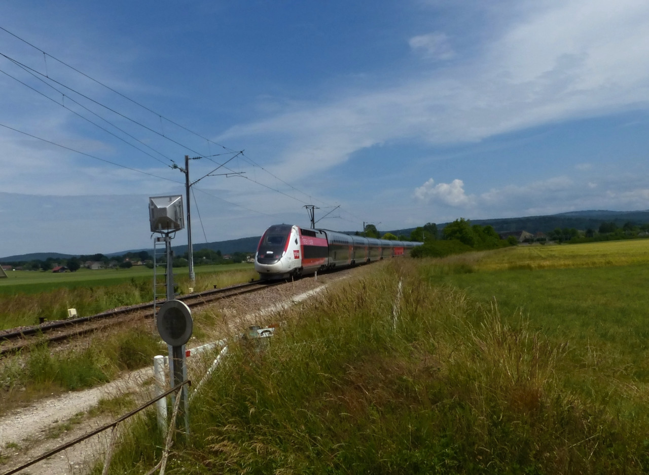 TGV Lyria 9269 Arc et Senans 2.6.2022