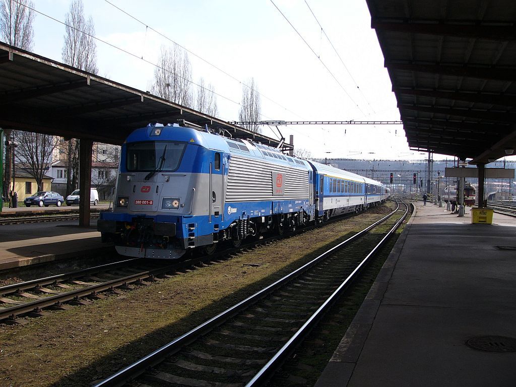 380 001 Praha-Vrovice (8. 4. 2013)