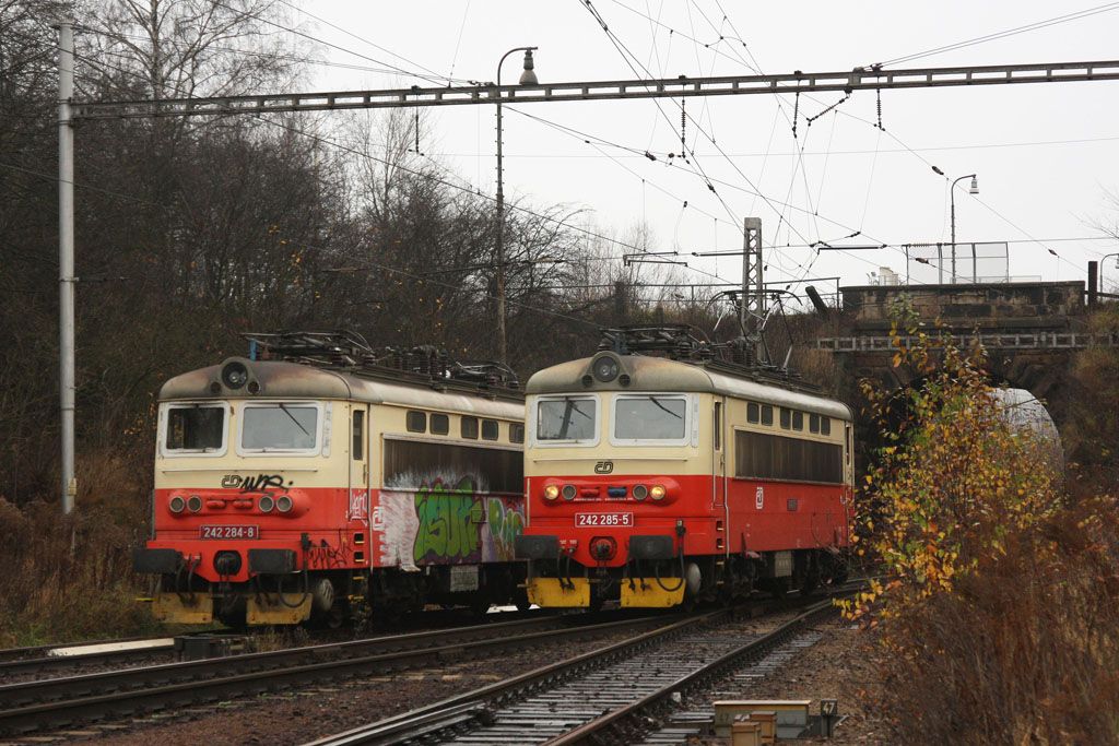 242.284+242285 - Jihlava