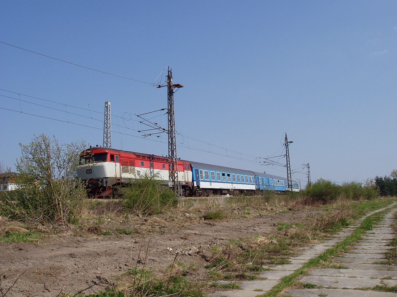 749.006+B249 719+BDs449 440+B249 722, Zliv, R 1253, 19. dubna 2011