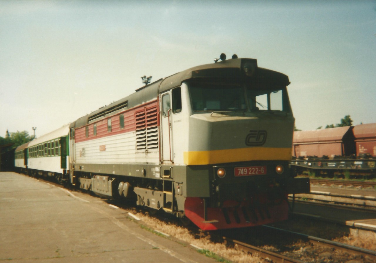 749 222-6 Sp1726 Opava-vchod 19.5.2002