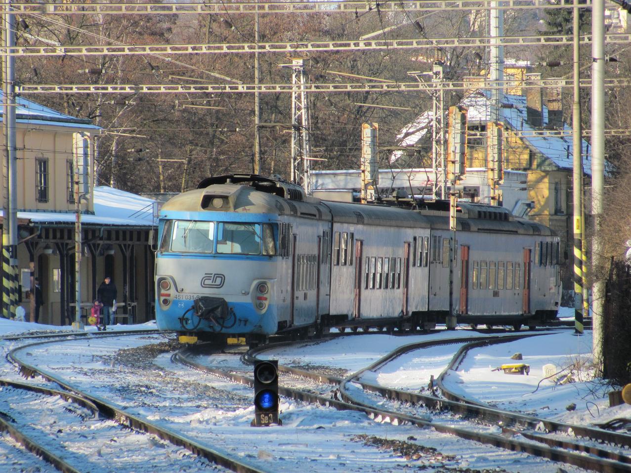 451.031 + 451.032 - Praha Bubene - 28.12.2010.