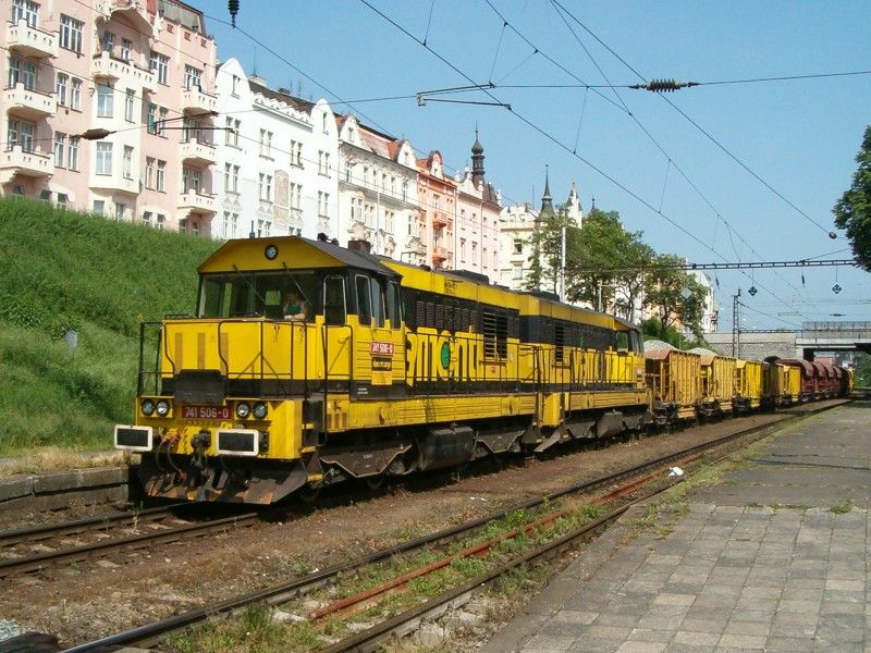 741 506 + 503: 27.5.2008, kde, v asi kad :-D