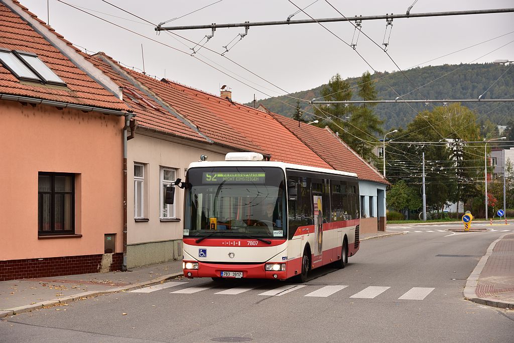 prozatm tudy jet pouze v autobusech