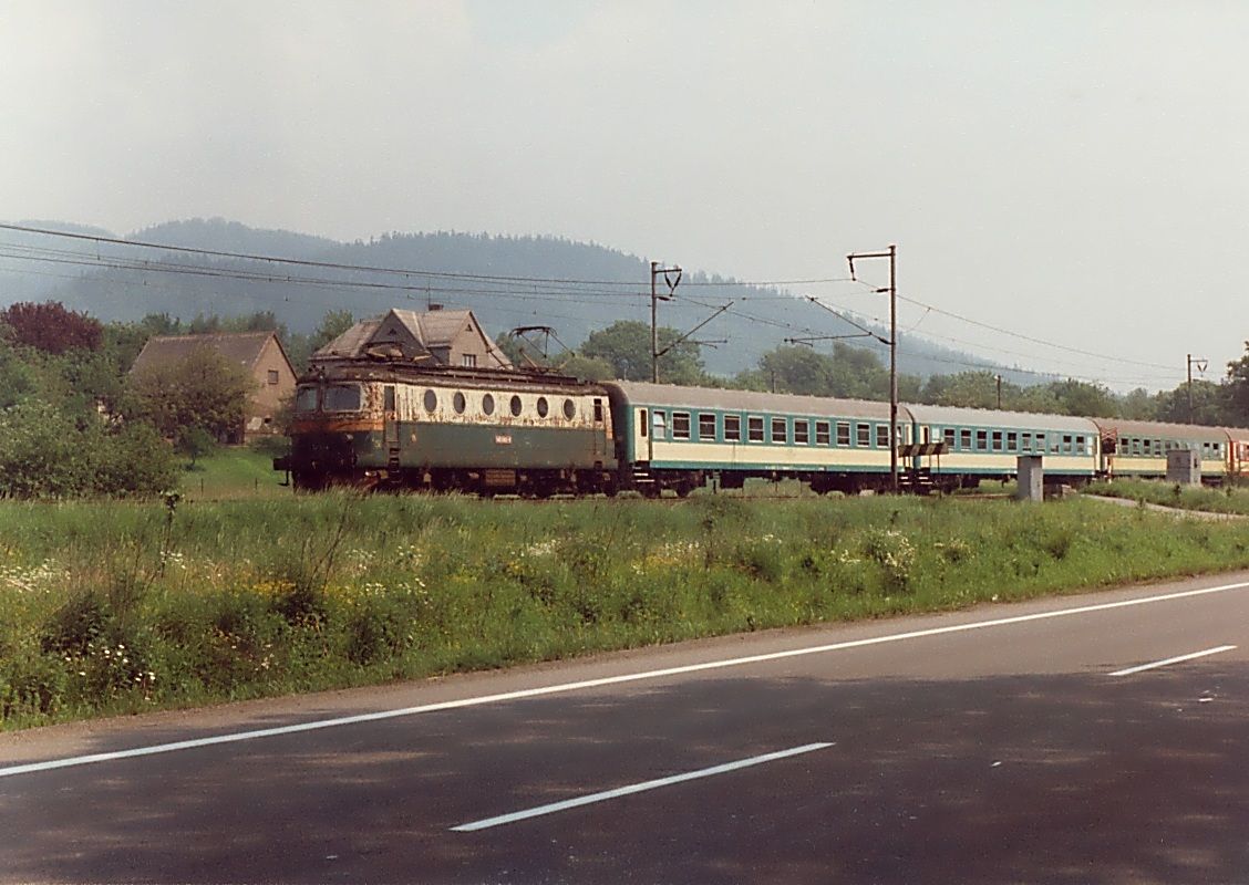 140 092  R 330 OLZA, Hrdek ve Slezsku 1996