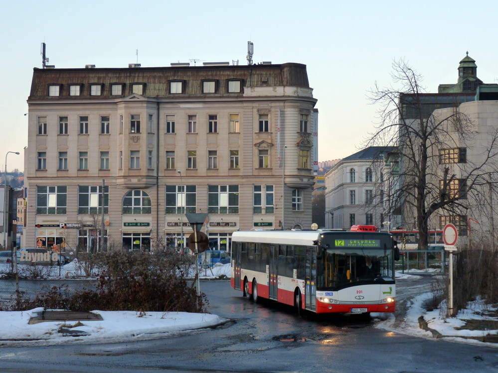 Solarisy Urbino 15 ev.. 201 vyjd z parkovit DP