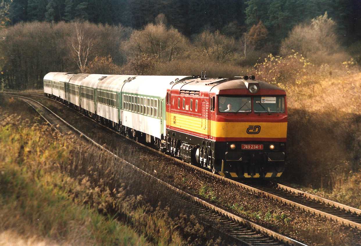 749 234 Hjek - Ostrov nad Oh 10.11.2000