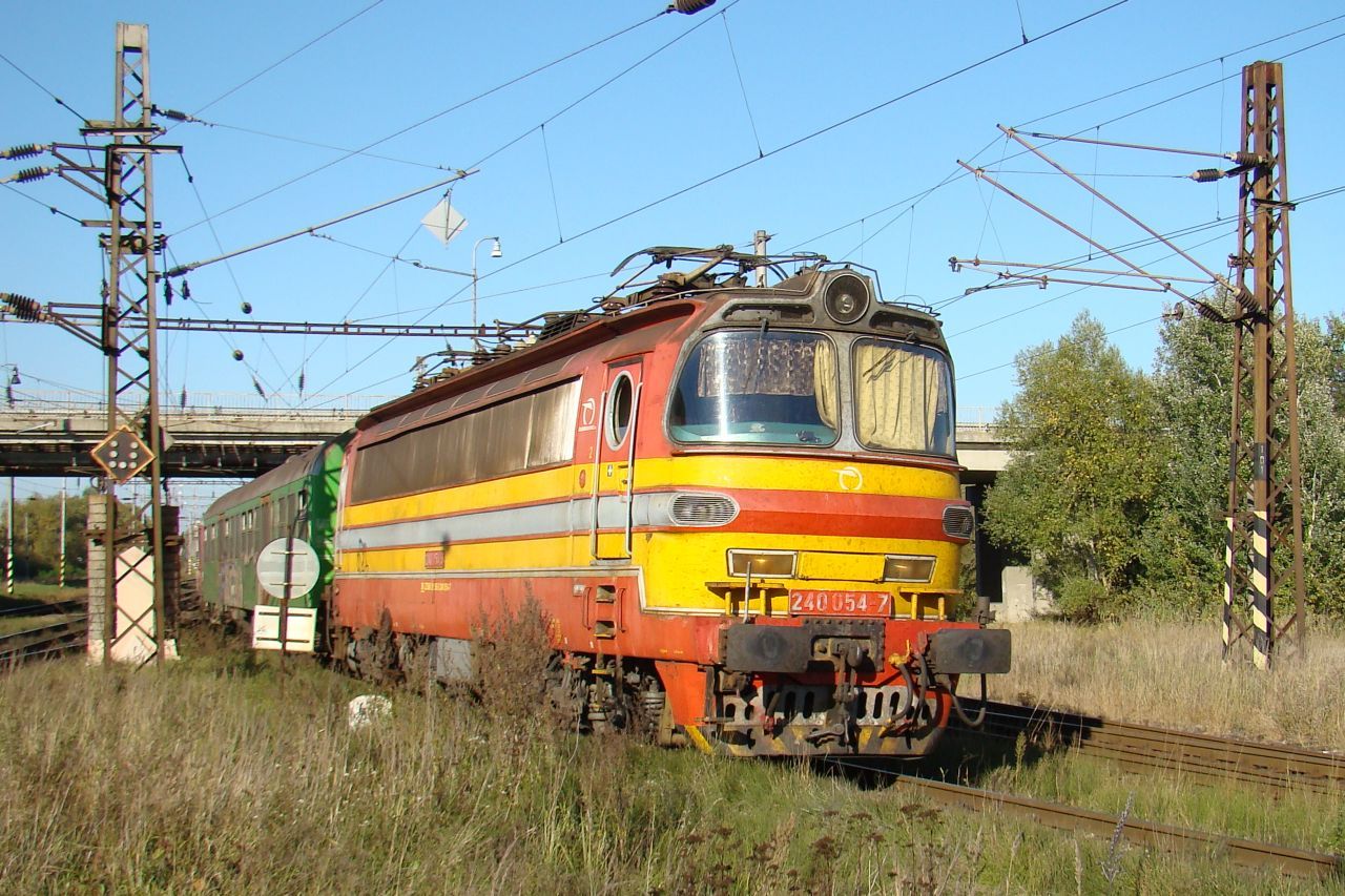 240 054 Kty dne 3.10.2011