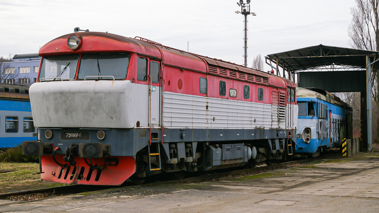 751 007-6