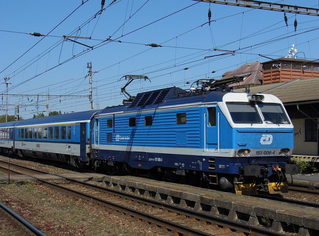 151 006 EC 111 Praha - Lys nad Labem (18. 5. 2015)