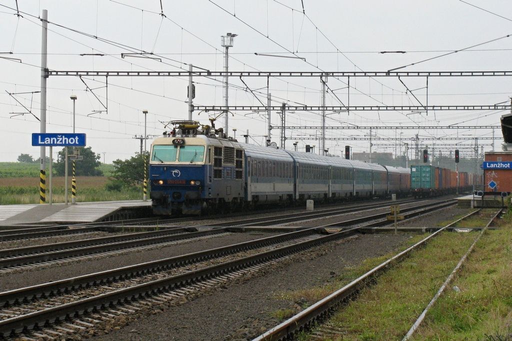 350.004-8, EC 170 Hungaria, Lanhot, 28.7.2011